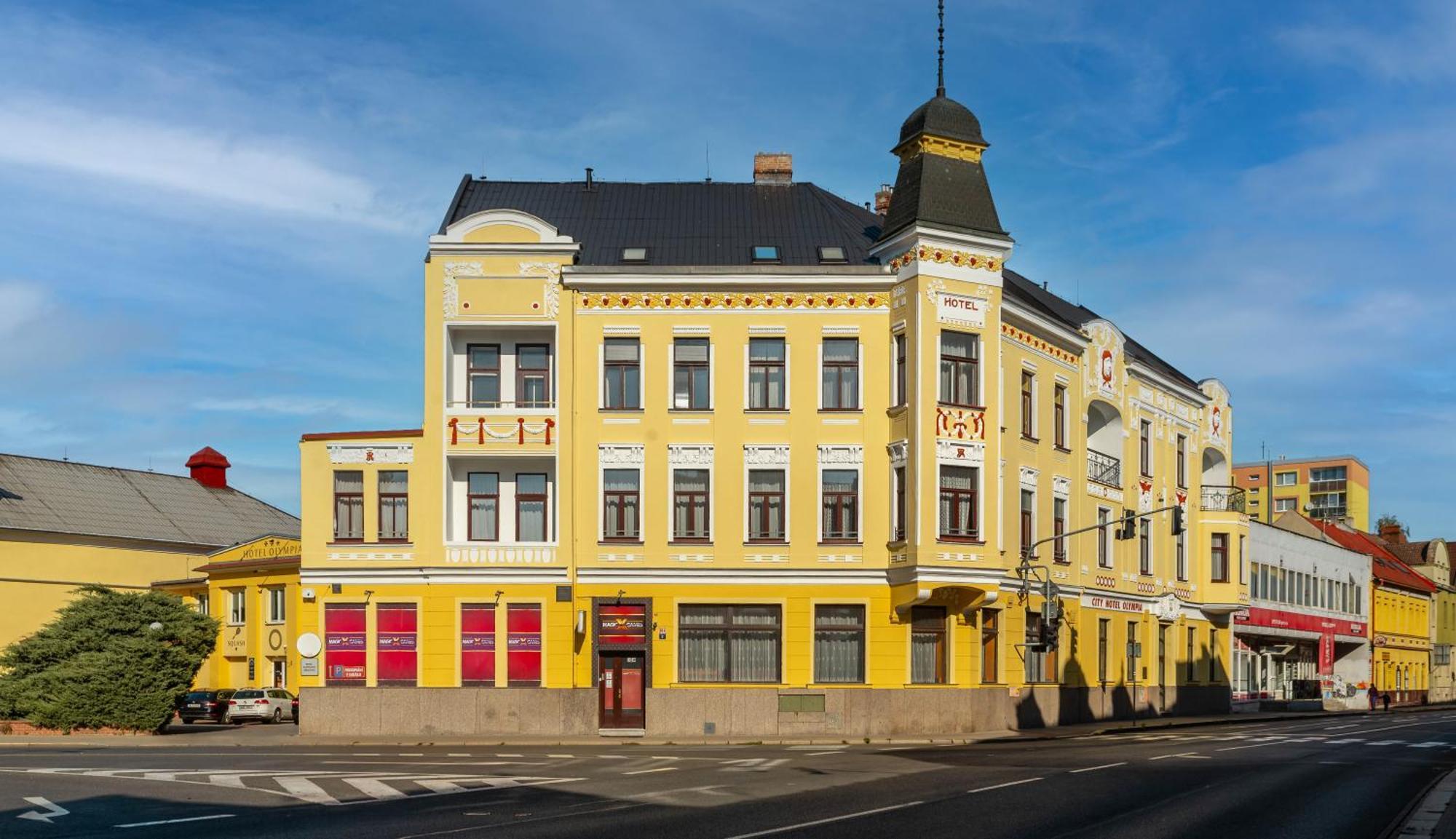 Hotel Olympia Ceska Lipa Exterior photo