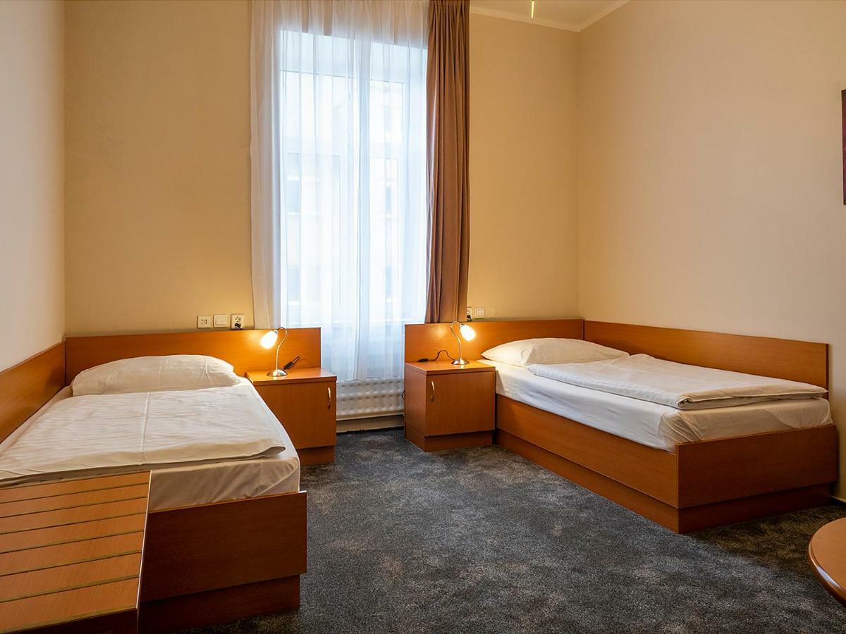 Hotel Olympia Ceska Lipa Exterior photo